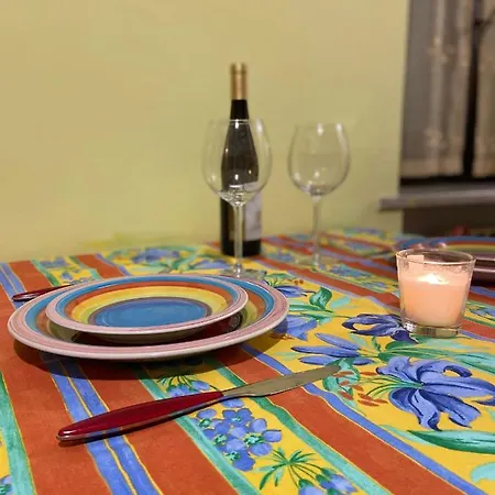 Daire Un Tocco Provenzale A *